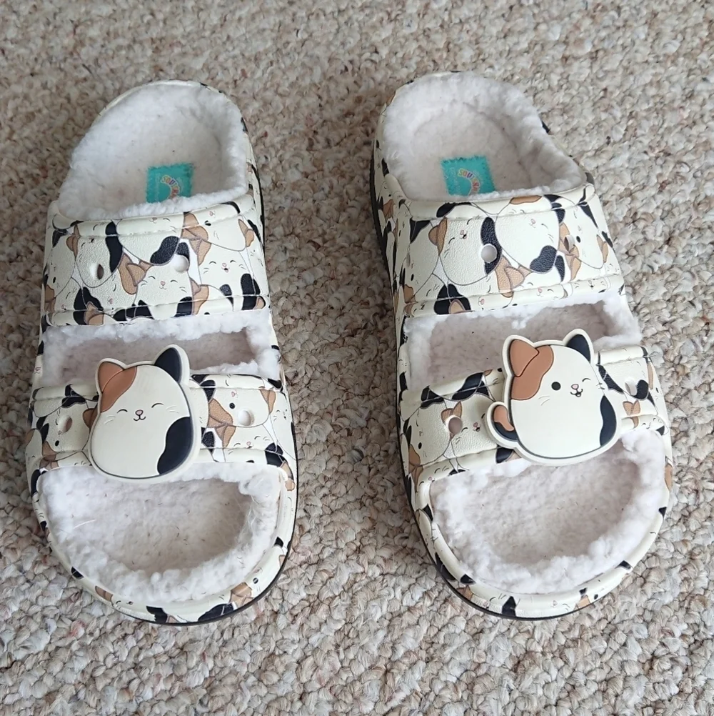Crocs x Squishmallows Cam Cozzzy Sandal size 6